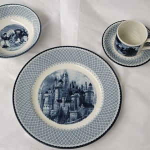 RARE...Harry Potter Johnson Bro. Set Dinner Plate